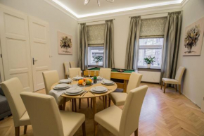 Ruterra Apt with Sauna and Billiards